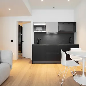  Apartment Sant'ambrogio Apartments, Reception H24 Italy