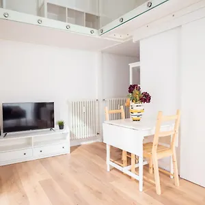  Apartment Loft Giulietta Italy