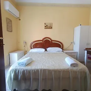 Dei Mille , Palermo Włochy